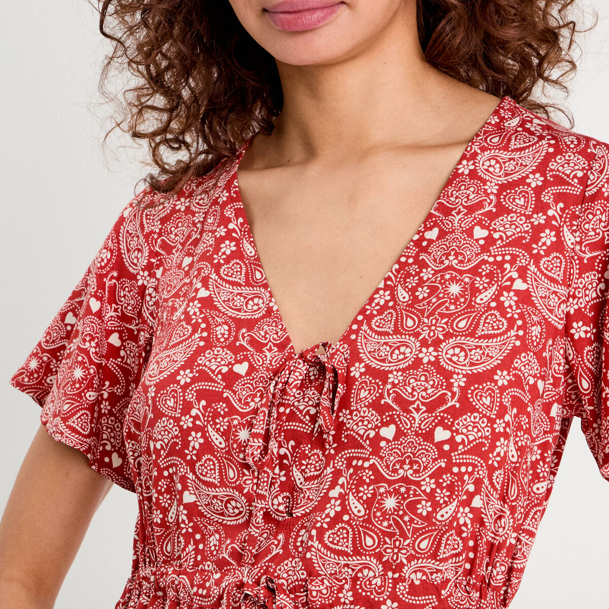 Robe évasée détails noeuds rouge foncé femme