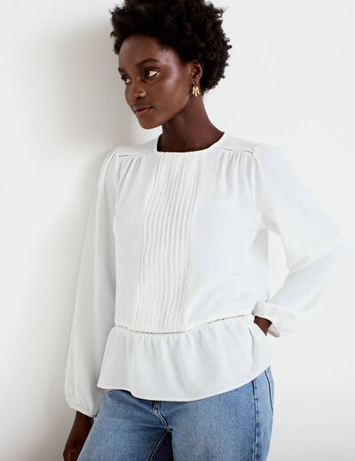 Blouse ajour&eacute;e col rond manches longues ecru femme