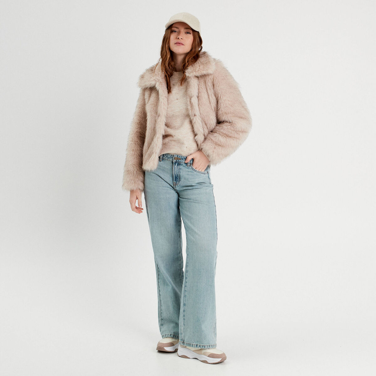 Veste courte en fausse fourrure sable femme
