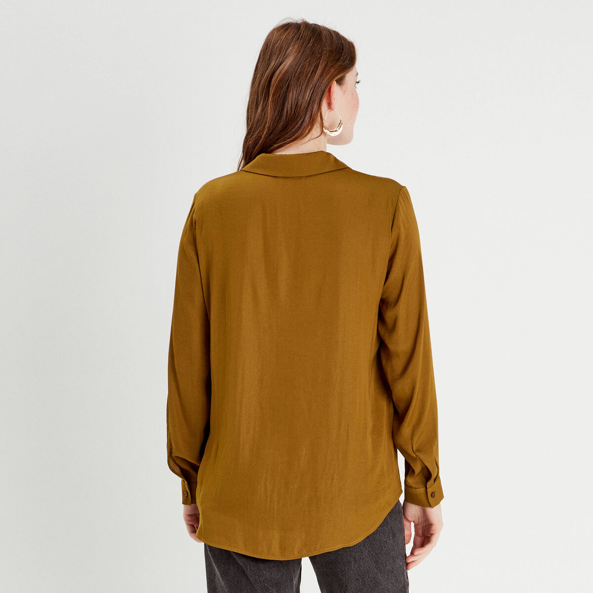 Chemise manches longues satin vert olive femme