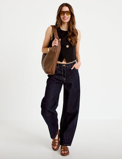 Top ajust&eacute; court sans manches col rond noir femme