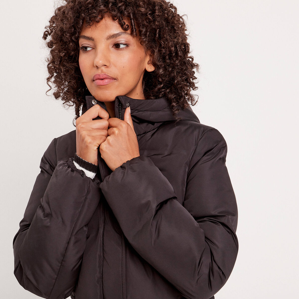 Doudoune longue à capuche noir femme