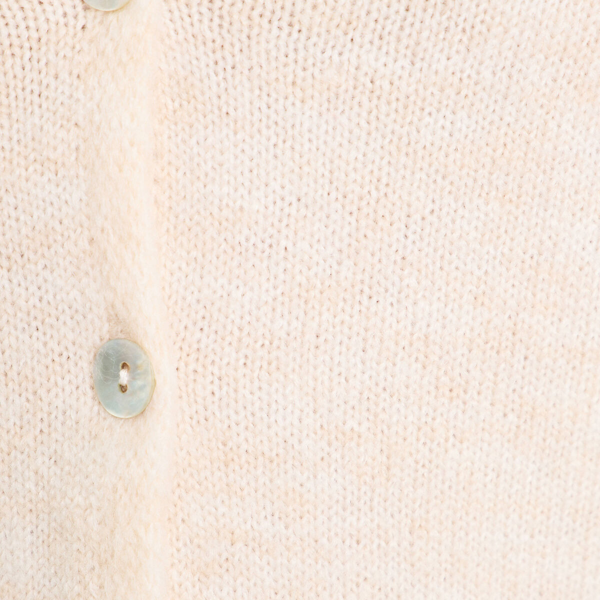 Gilet boutonn&eacute; avec col en V sable femme