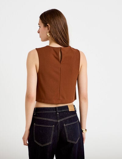 Top ajust&eacute; court sans manches col rond marron femme