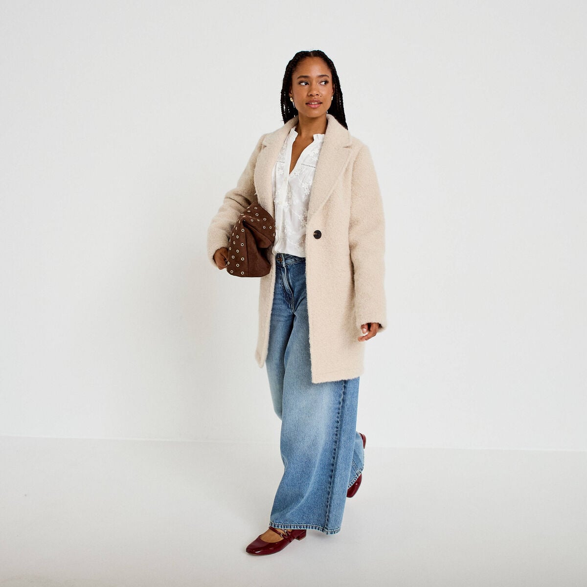 Manteau droit mi-long bouclettes beige femme