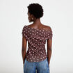 Top pliss&eacute; col bardot sans manches marron femme