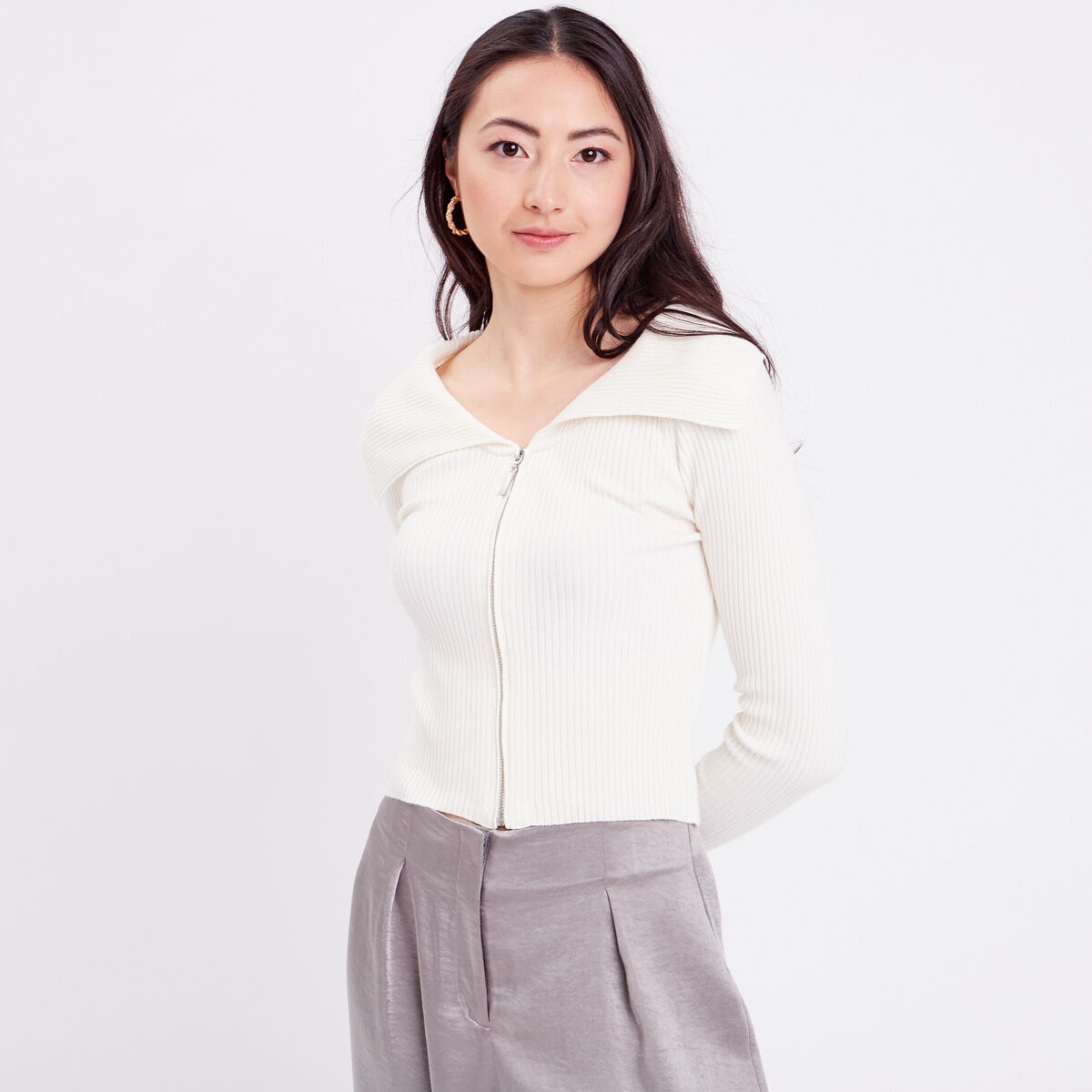 Gilet cropped zippé col bardot ecru femme