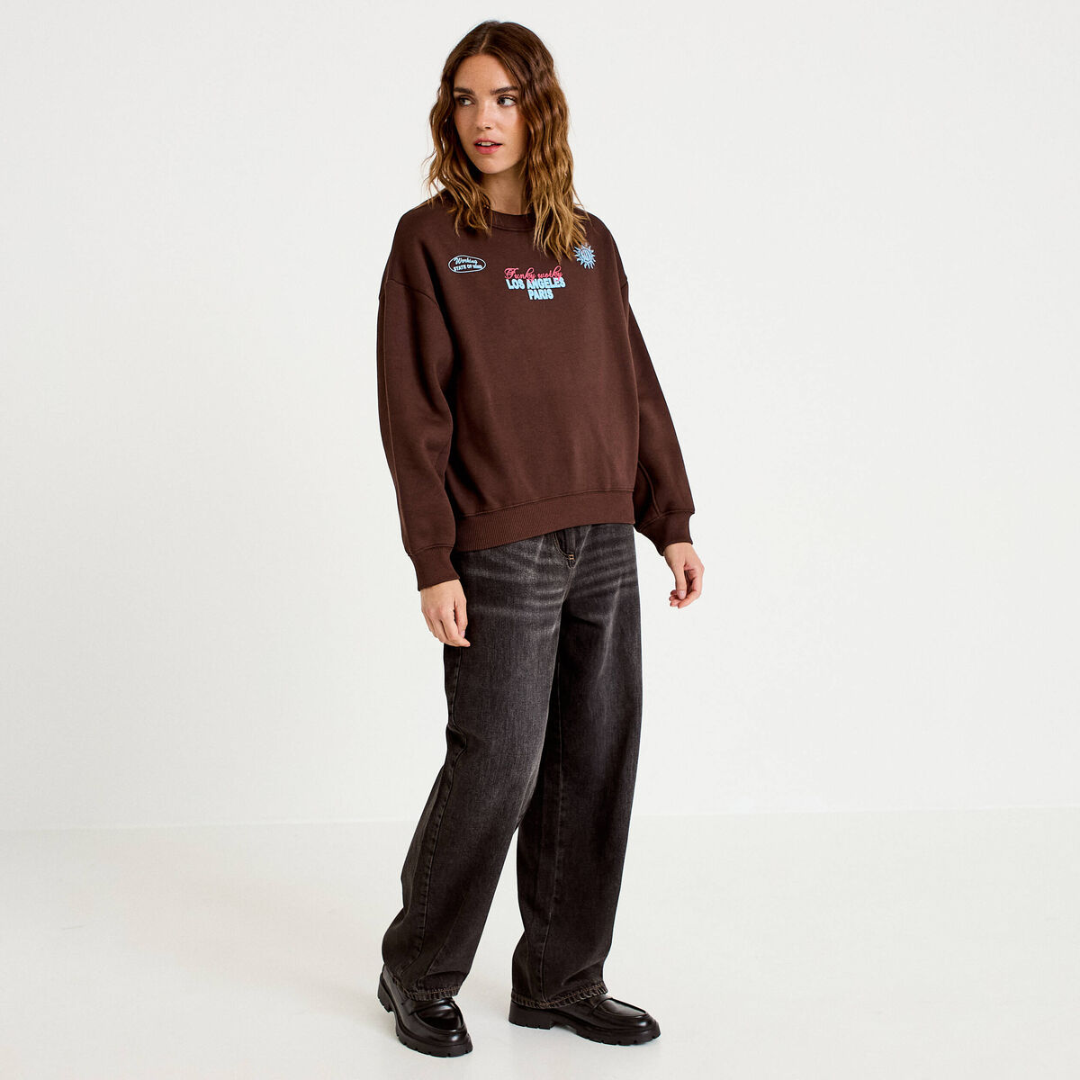Sweat col rond manches longues marron fonc&eacute; femme
