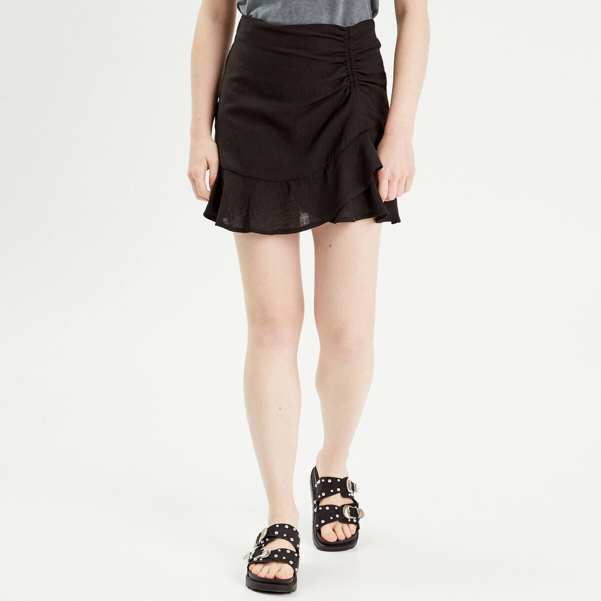 Jupe &eacute;vas&eacute;e fluide volants noir femme