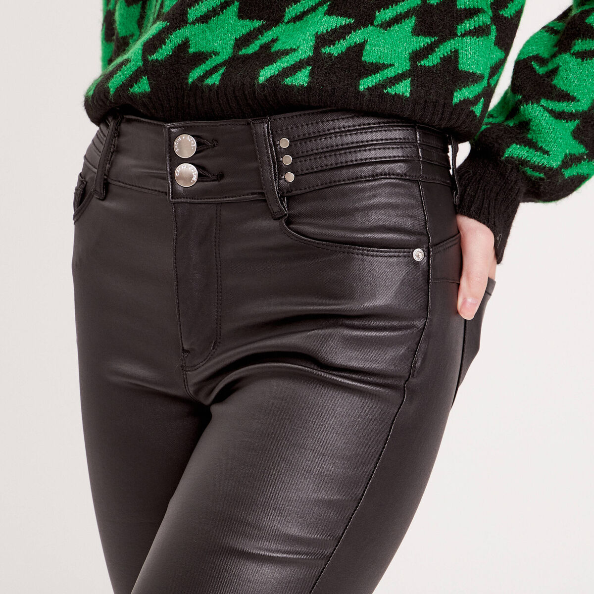 Pantalon skinny enduit denim noir enduit femme