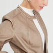 Veste ajustée simili cuir sable femme