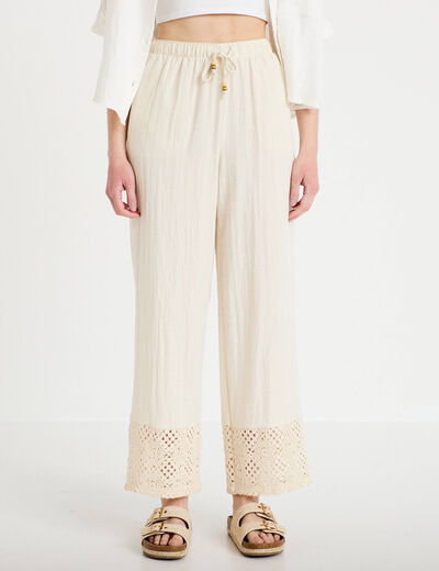 Pantalon large bi-mati&egrave;re pliss&eacute; ecru femme