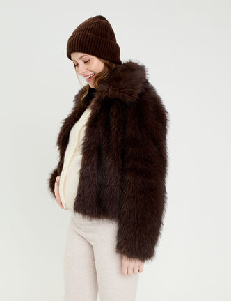 Veste courte en fausse fourrure marron fonc&eacute; femme