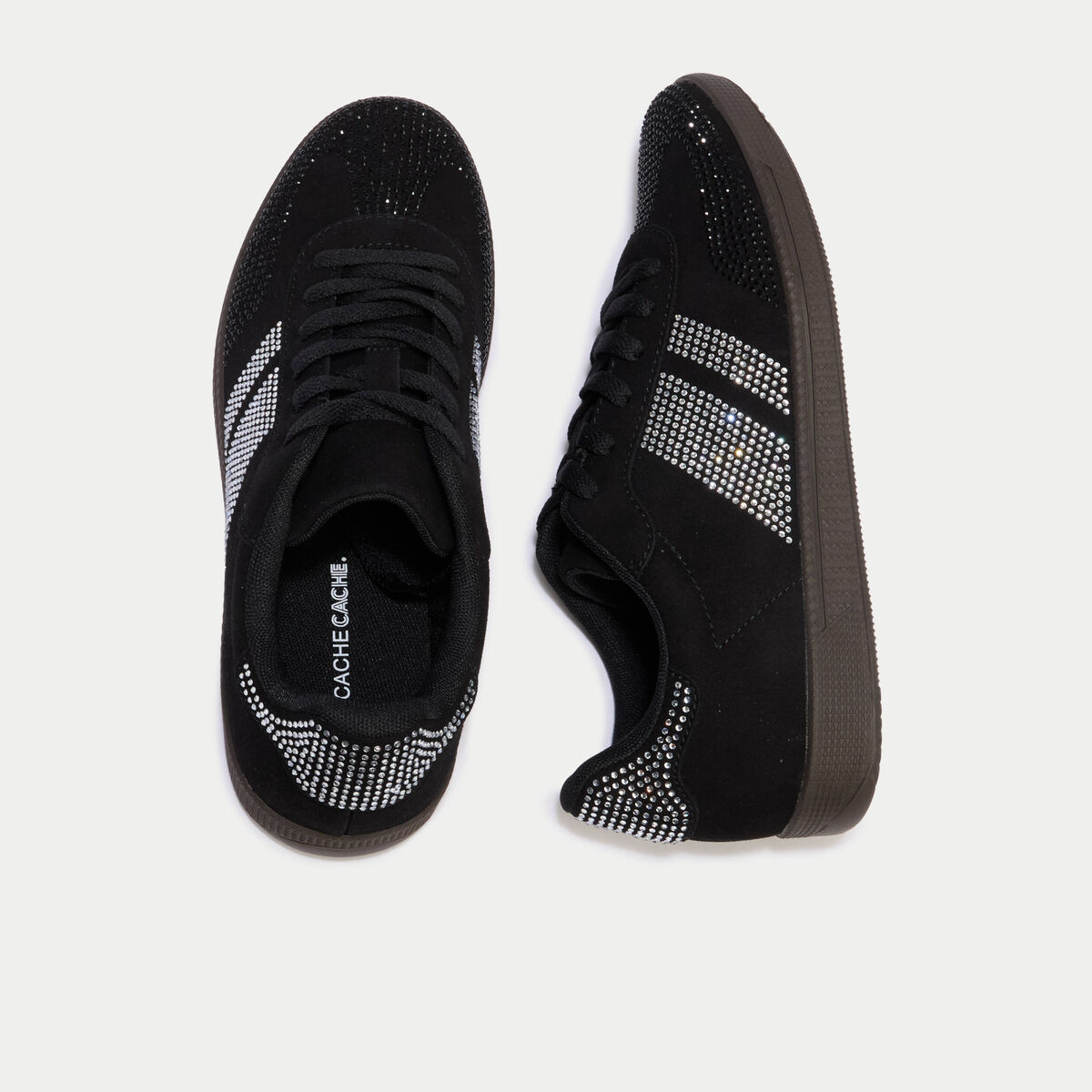 Baskets basses &agrave; lacets denim noir enduit femme
