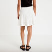 Jupe-short courte &eacute;vas&eacute;e en maille ecru femme