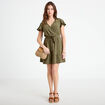 Robe courte &eacute;vas&eacute;e col v manches courtes vert kaki femme