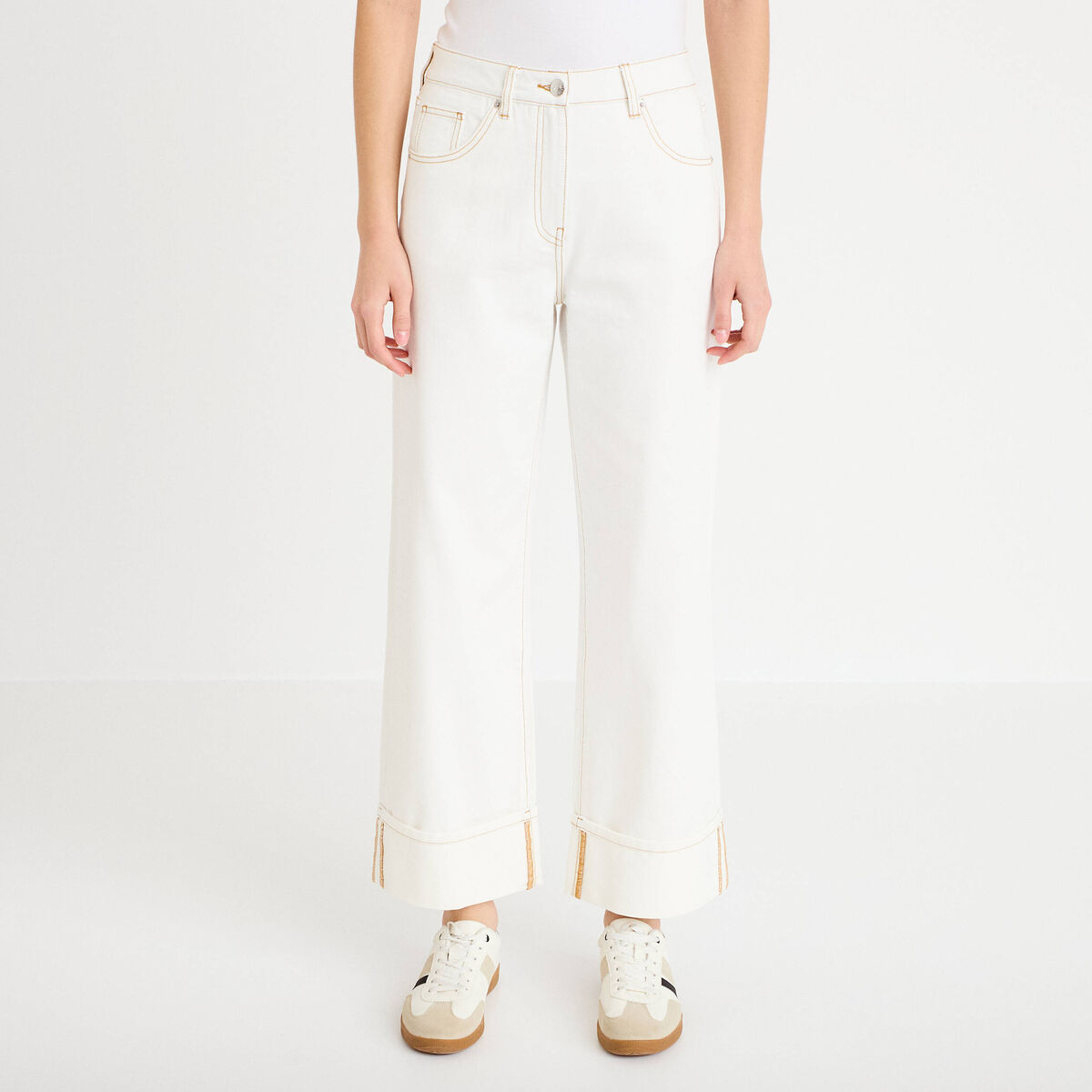 Jeans droit &agrave; revers denim blanc femme