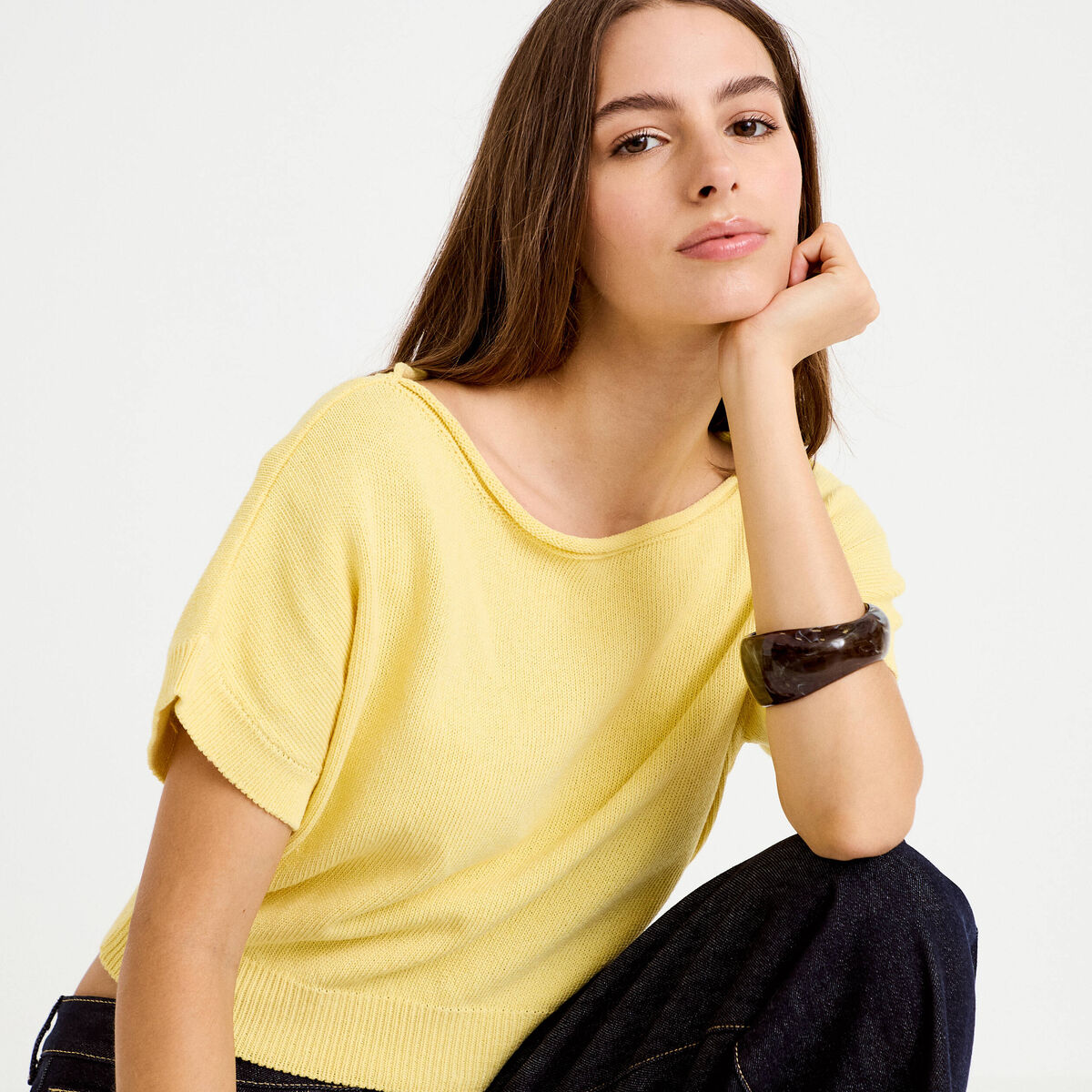 Pull ample cropped manches courtes jaune pastel femme