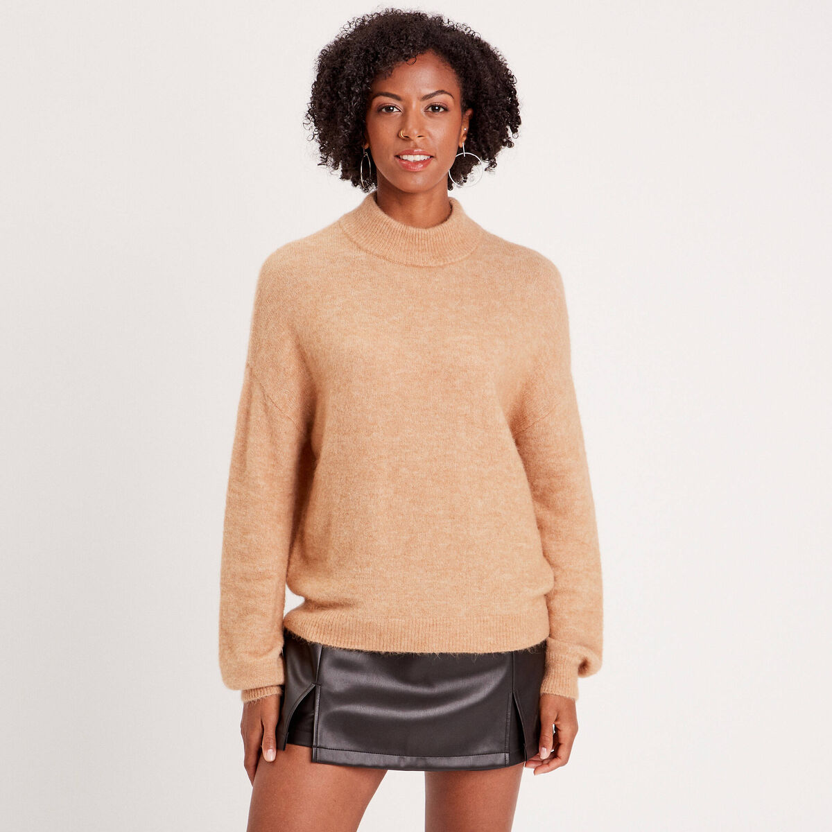Pull col montant beige femme