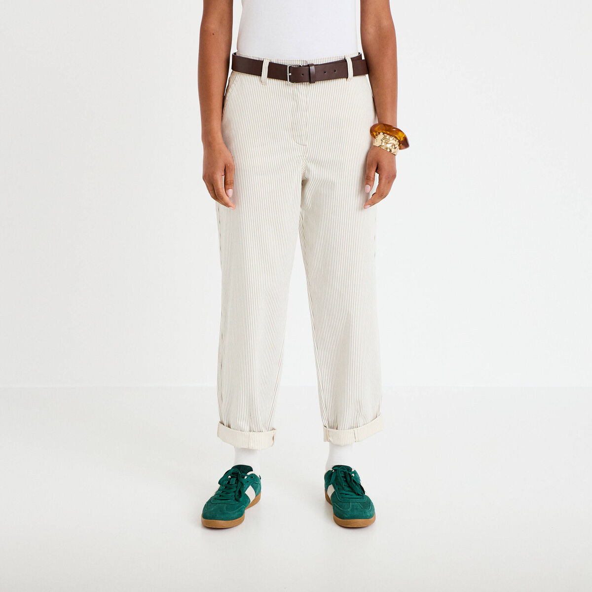 Pantalon chino 7/8&egrave;me taille &eacute;lastiqu&eacute;e blanc femme