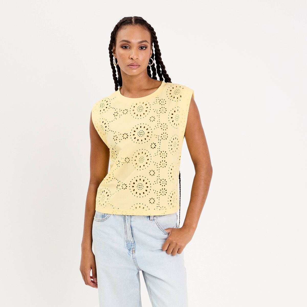T-shirt sans manches brod&eacute; jaune clair femme