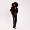 Veste courte en fausse fourrure marron fonc&eacute; femme