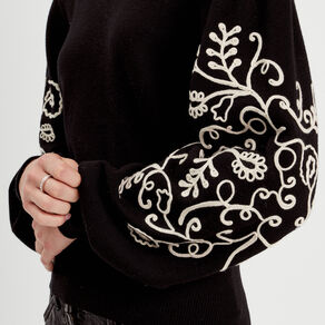 pull avec broderie noir femme Pull avec broderie noir femme