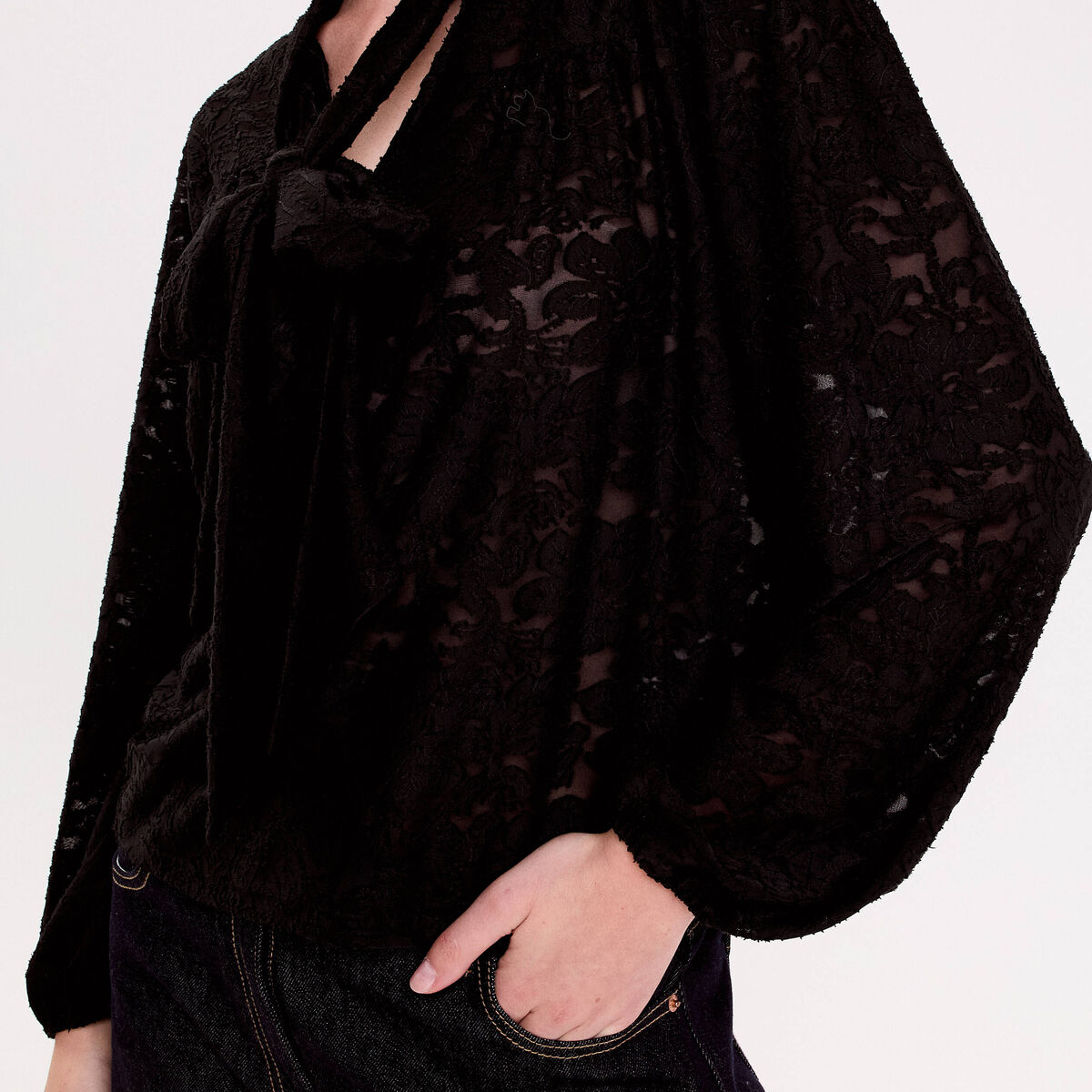 Blouse col lavalli&egrave;re noir femme