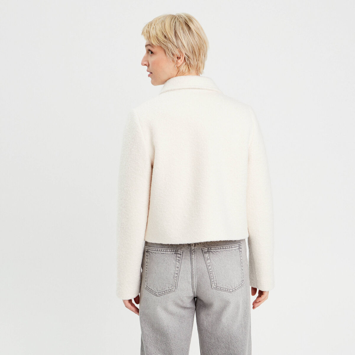 Veste droite boutonnée ecru femme