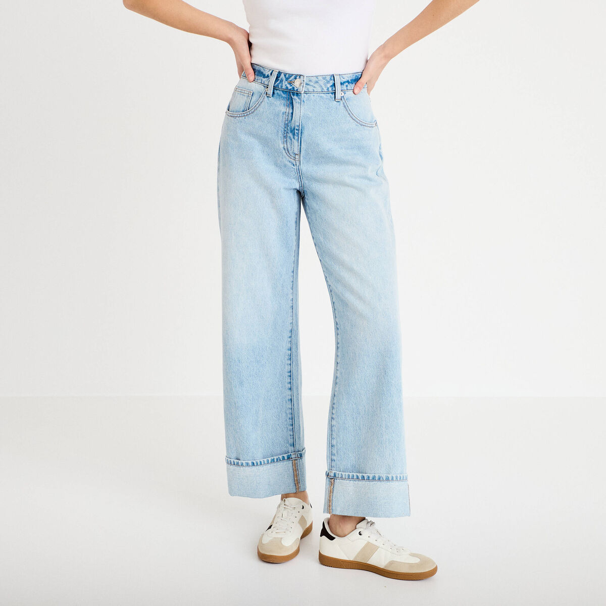 Jeans droit &agrave; revers denim triple stone femme