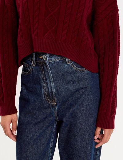 Pull avec torsades rouge foncé femme