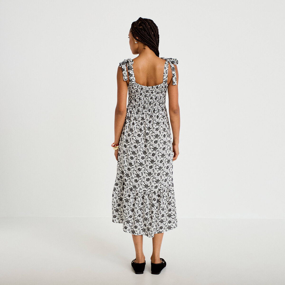 Robe longue &eacute;vas&eacute;e col carr&eacute; noir femme