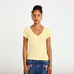 T-shirt ajust&eacute; col v manches courtes jaune clair femme