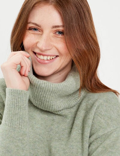 Pull avec col roulé vert pastel femme