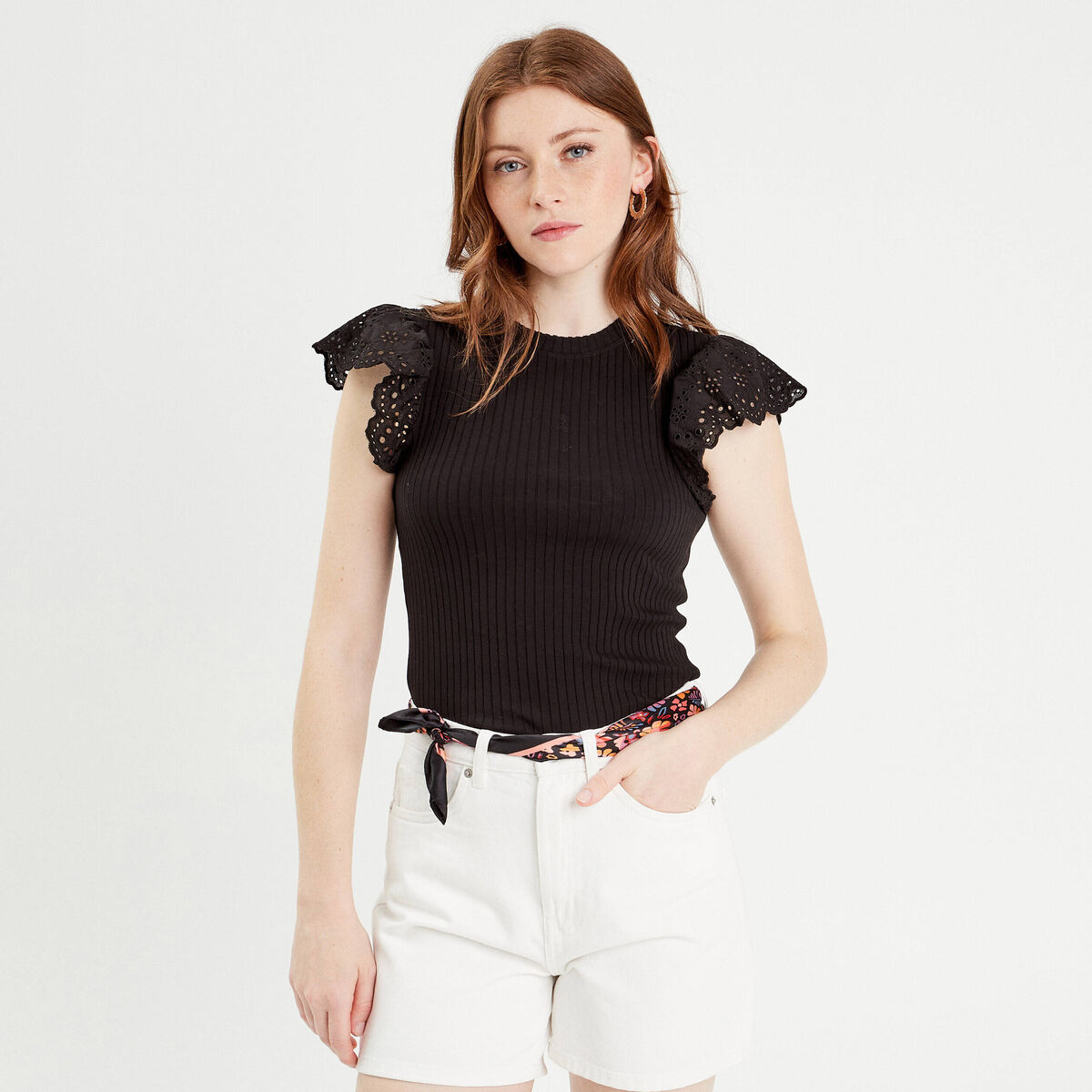 T-shirt manches courtes côtelé noir femme