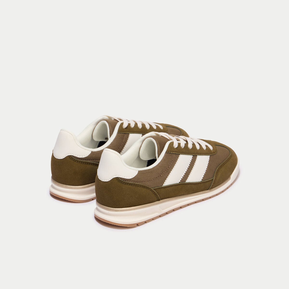 Basket aspect daim vert kaki femme