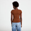 T-shirt ajust&eacute; col v manches courtes marron femme