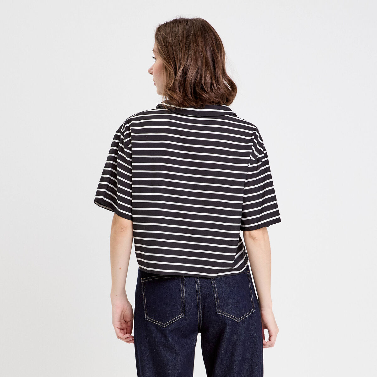 Blouse col V manches courtes noir femme