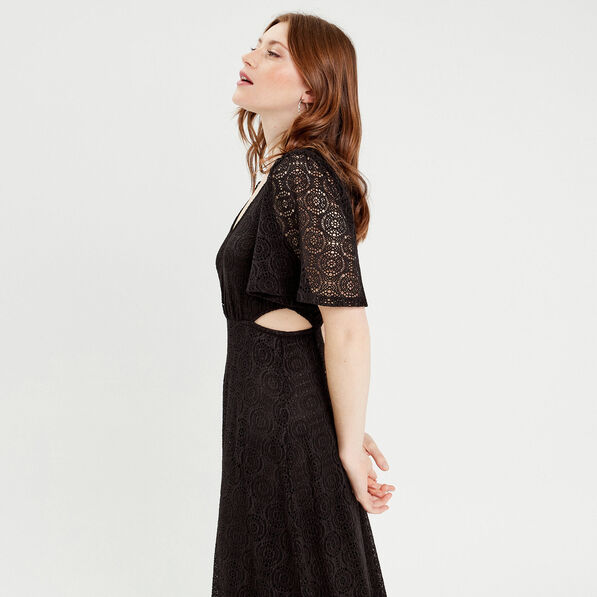 robe longue evasee dentelle noir femme Robe longue évasée dentelle noir femme