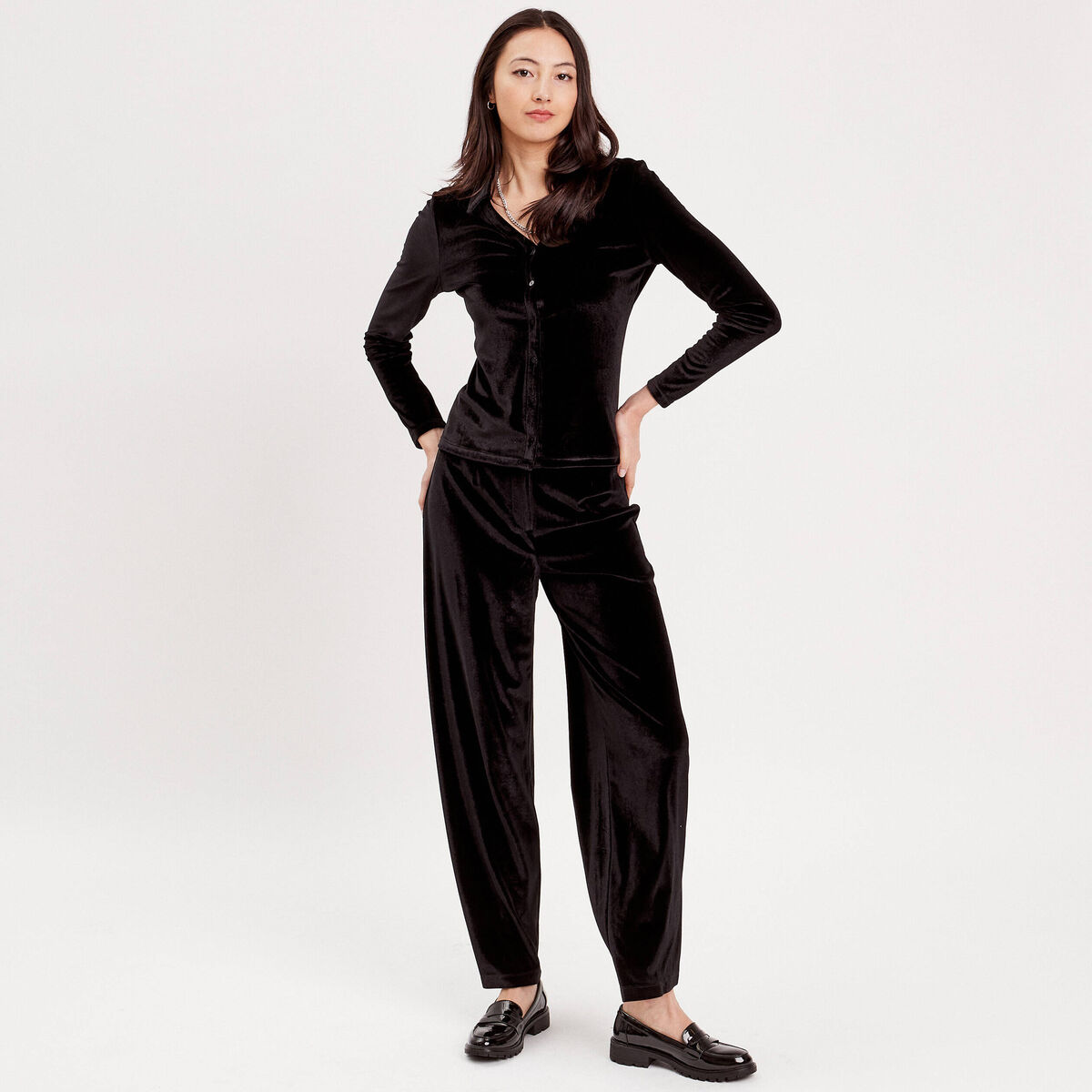 Chemise en velours noir femme
