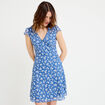 Robe ajust&eacute;e courte d&eacute;collet&eacute; dentelle bleu femme