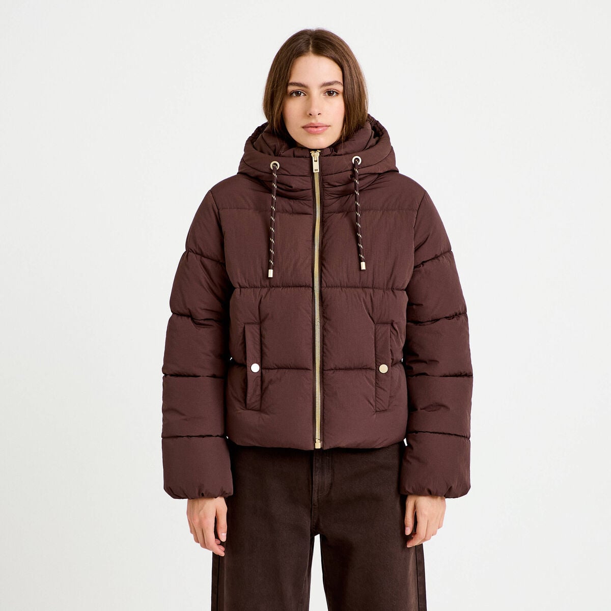 Doudoune droite cropped &agrave; capuche marron fonc&eacute; femme