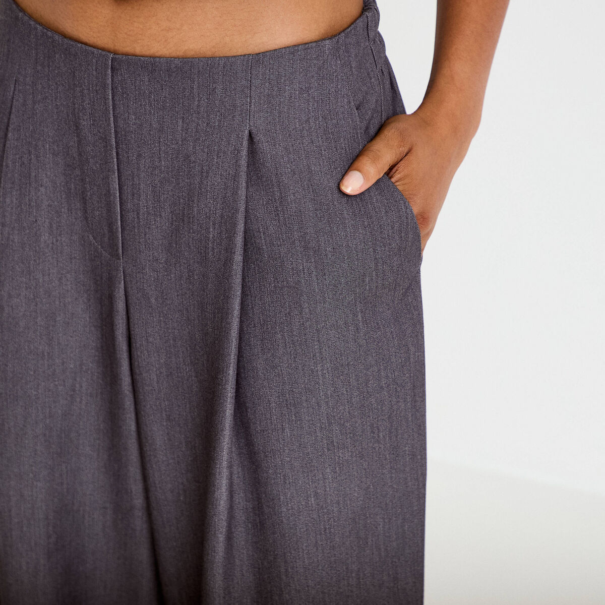 Pantalon city taille basse effet boule gris fonc&eacute; femme