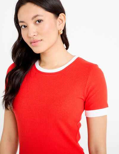 T-shirt ajust&eacute; col rond manches courtes rouge femme