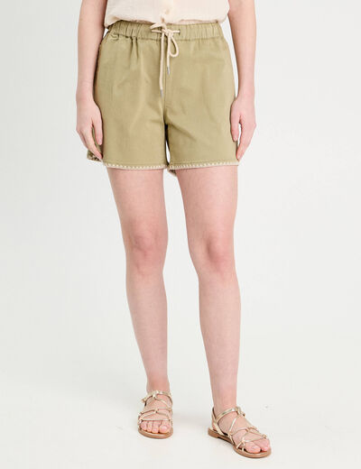 Short droit détails brodés vert kaki femme
