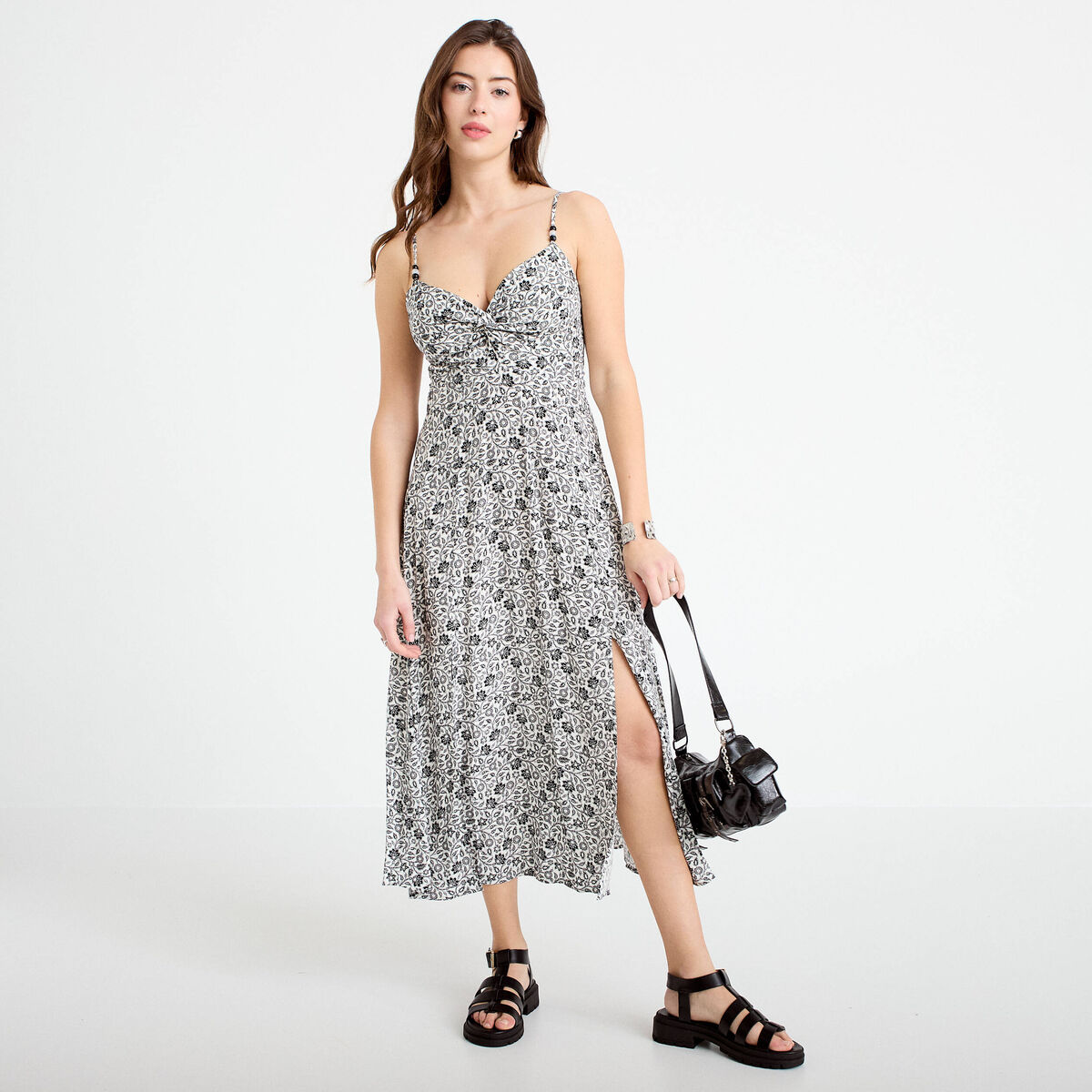 Robe longue d&eacute;collet&eacute; &agrave; fines bretelles blanc femme