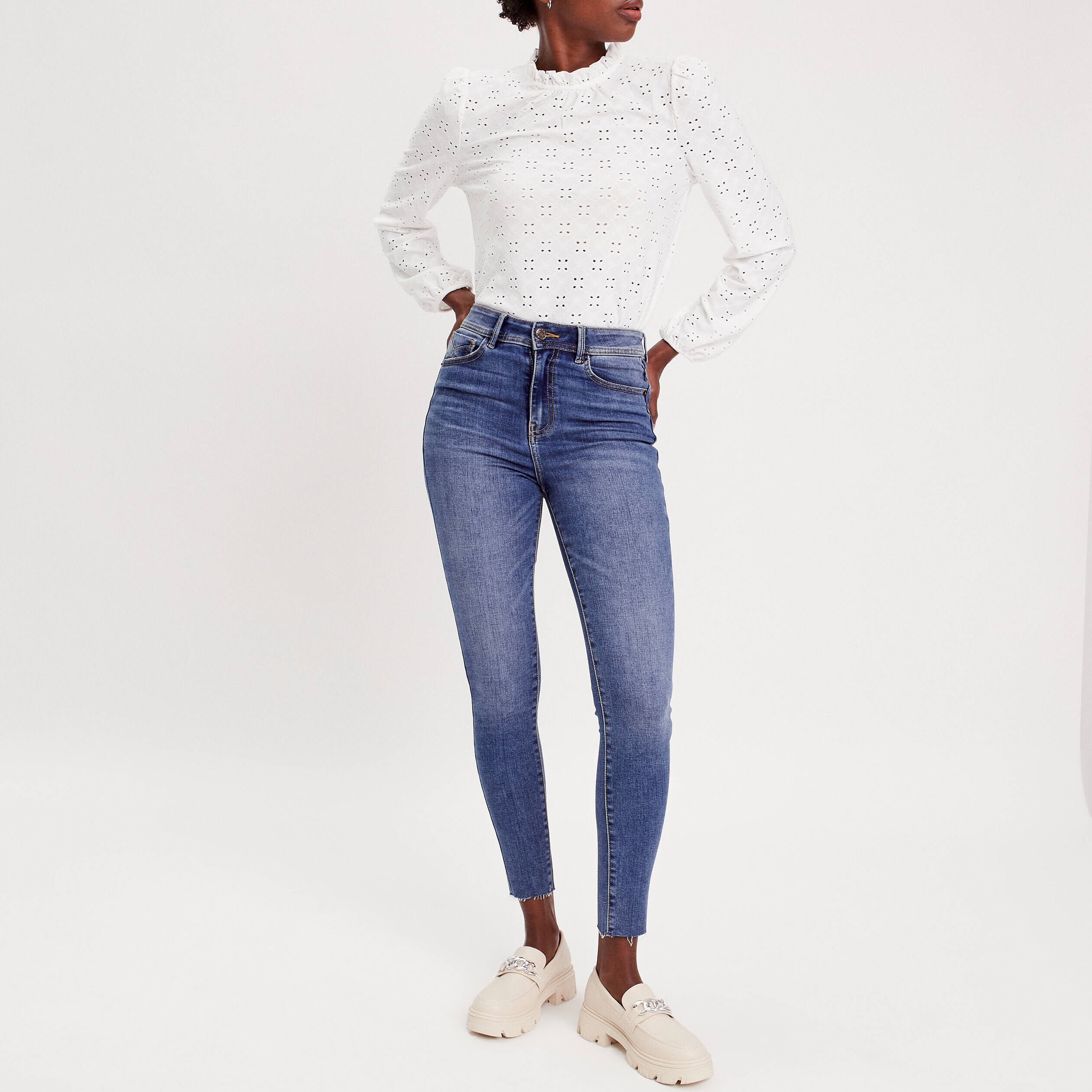 Cache cache 2025 jean slim