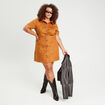 Robe droite boutonnée suédine camel femme