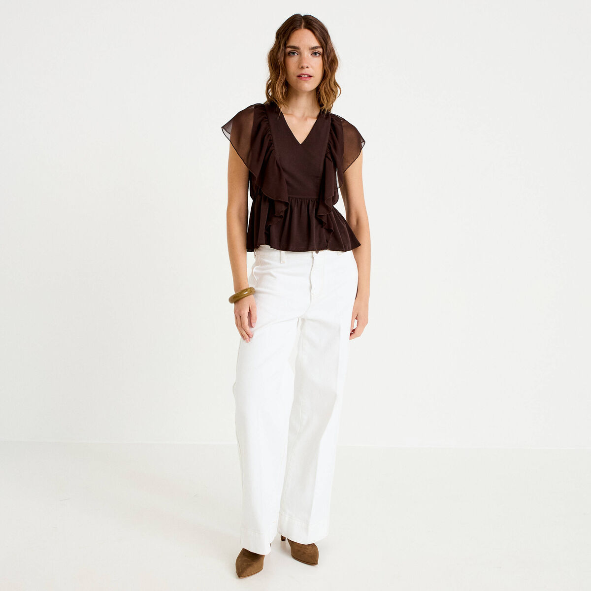 Blouse d&eacute;collet&eacute; voile manches courtes marron fonc&eacute; femme