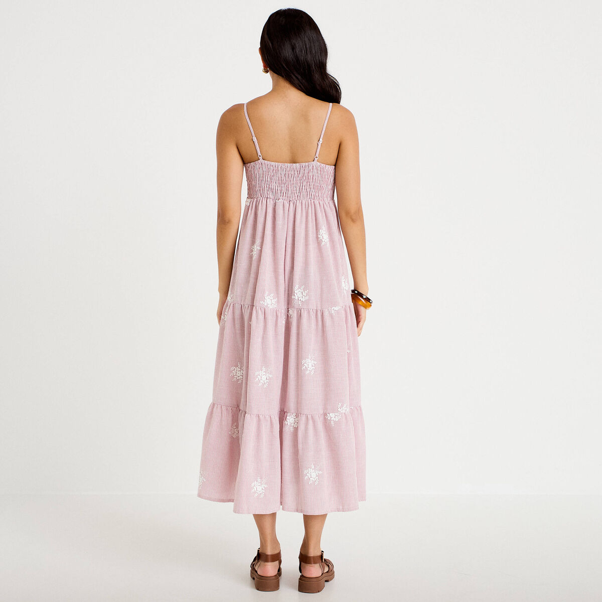 Robe longue &eacute;vas&eacute;e &agrave; fines bretelles rouge femme